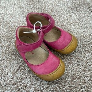 Naturino Pink Dress Shoes with Tan Soles